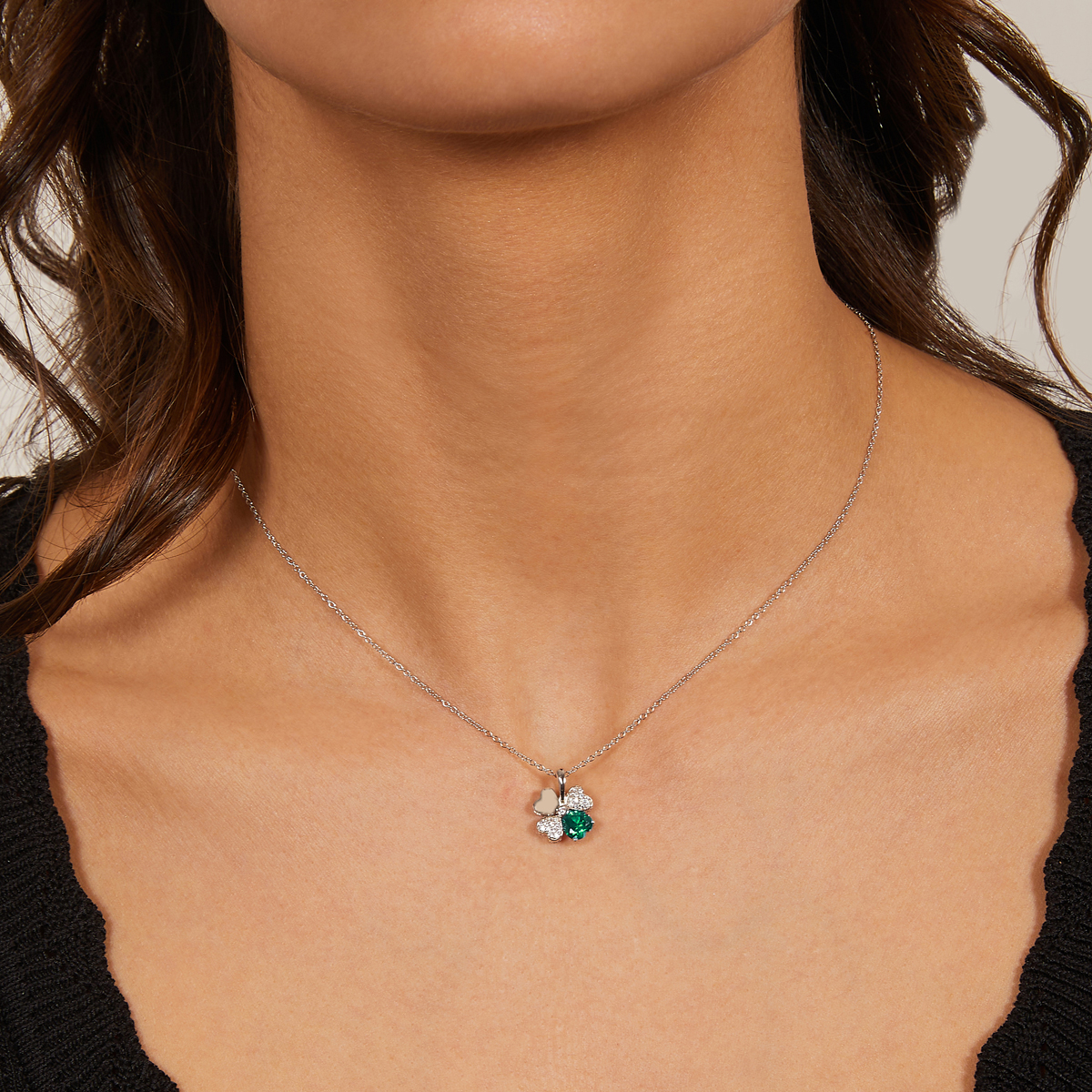 Necklace Quadicuore Rhodium and Zircons White and Green